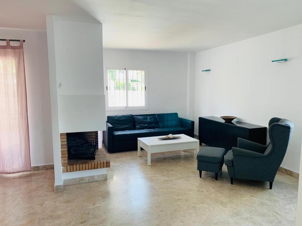 Apartamentos Naranjos Del Sol Marbella Exterior photo