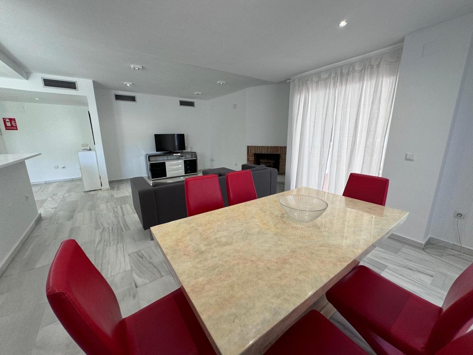 Apartamentos Naranjos Del Sol Marbella Exterior photo